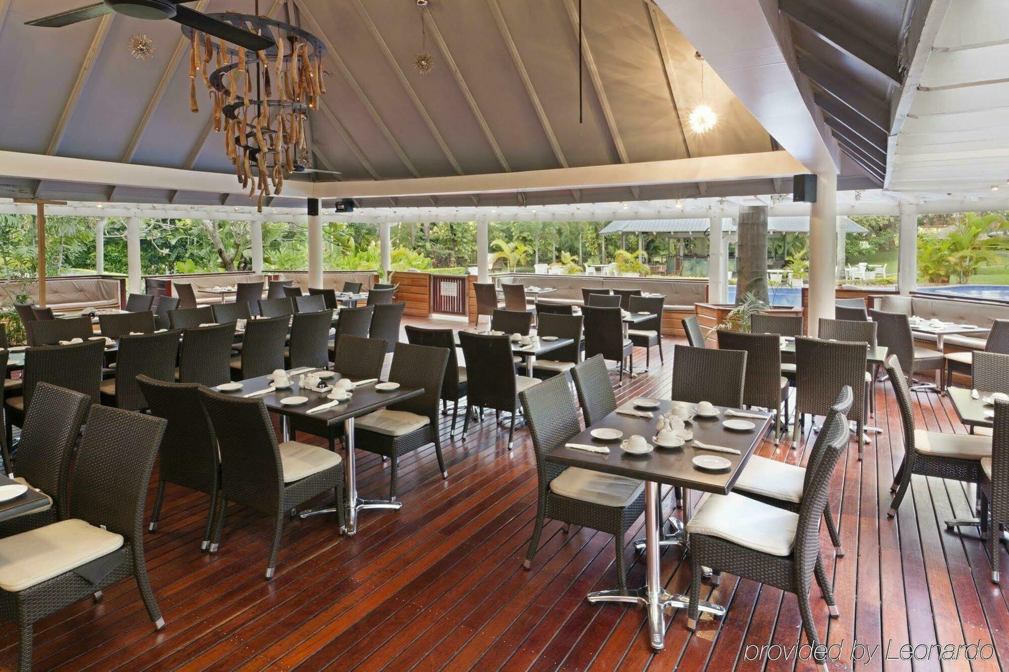 Holiday Inn & Suites Port Moresby By Ihg Bagian luar foto