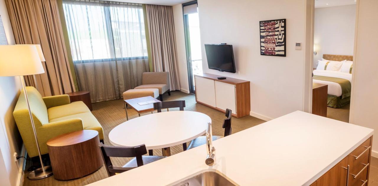 Holiday Inn & Suites Port Moresby By Ihg Bagian luar foto